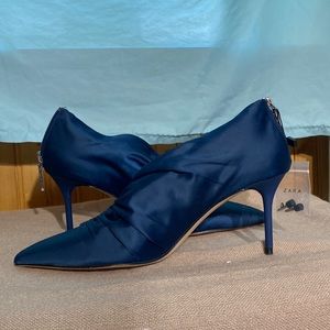 NWT Zara heel size 9